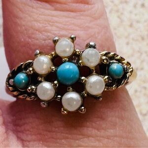 Vintage Gold and Turquoise Pearl Ring